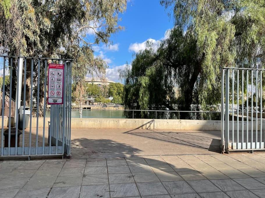 Selva La Bella. En El Corazon De Triana Apartment Seville Ngoại thất bức ảnh